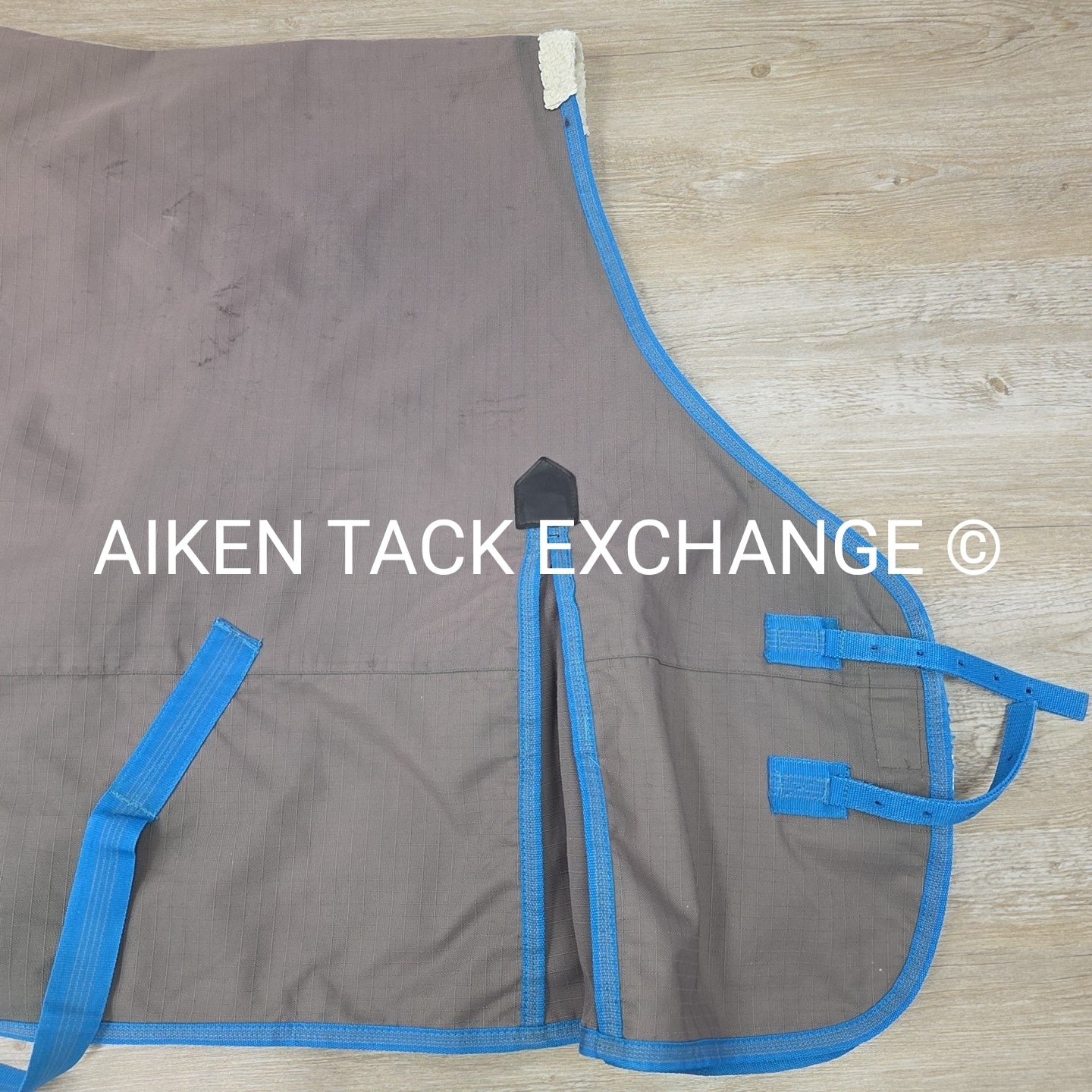 Weatherbeeta 0g fil Standard Neck 1200D Turnout Blanket 81"