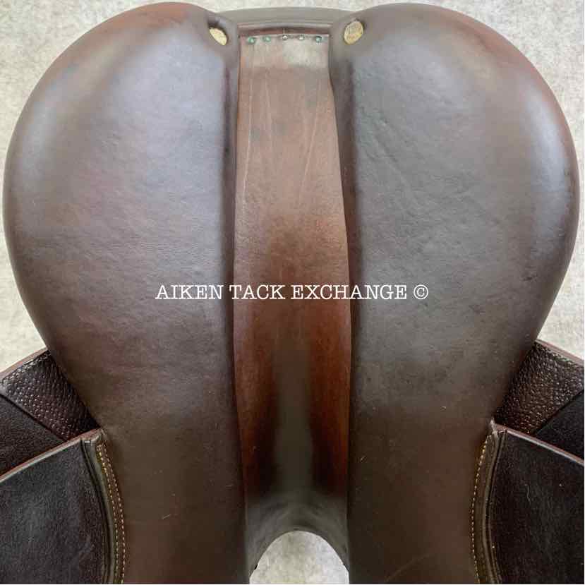 **SOLD** 2011 CWD SE02 Close Contact Jump Saddle, 17.5" Seat, 3C Flap, Medium Tree, Foam Panels