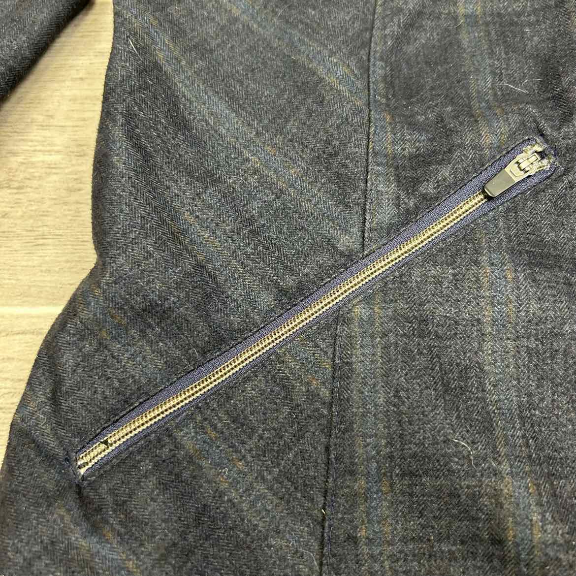 FITS Light Weight Jacket, Size Small
