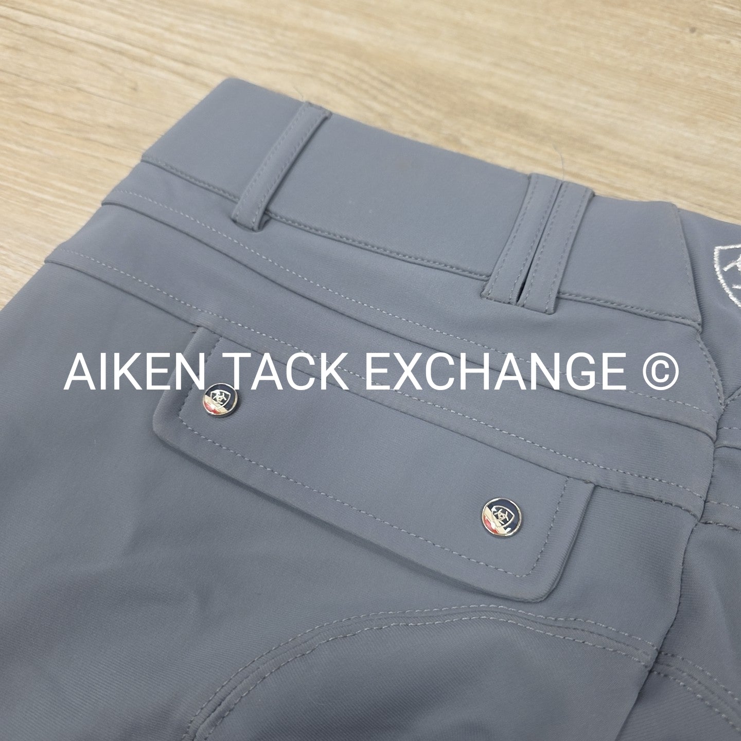 Ariat Tri Factor Silicone Grip Knee Patch Breeches, Size 34R