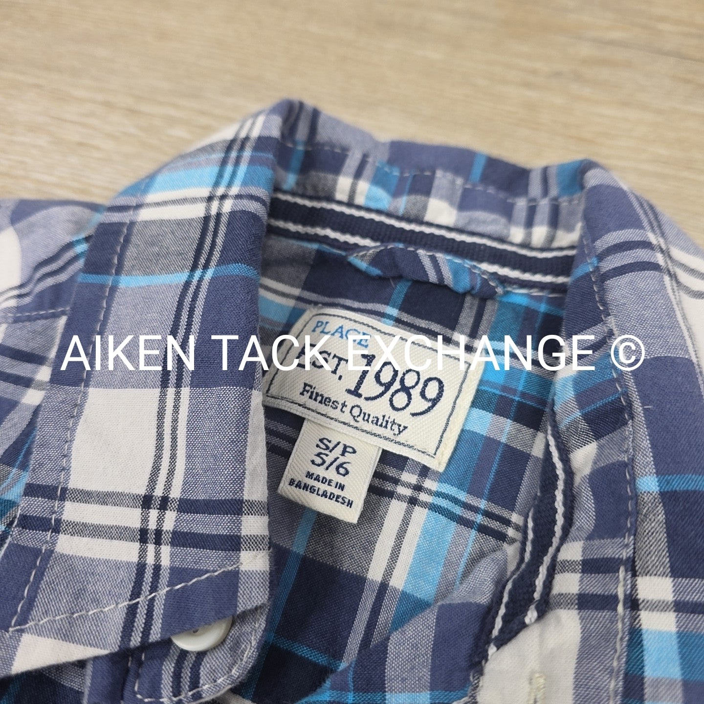 Short Sleeve Button Down Shirt, Size Small