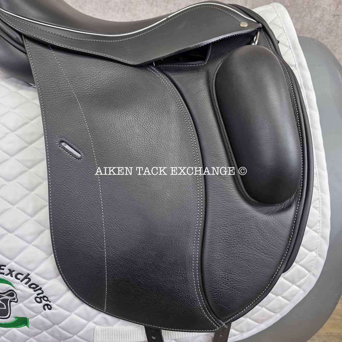 2024 Loxley by Bliss Monoflap Dressage Saddle, 17.5" Seat, Adjustable Tree - Changeable Gullet, Wool Flocked Panels