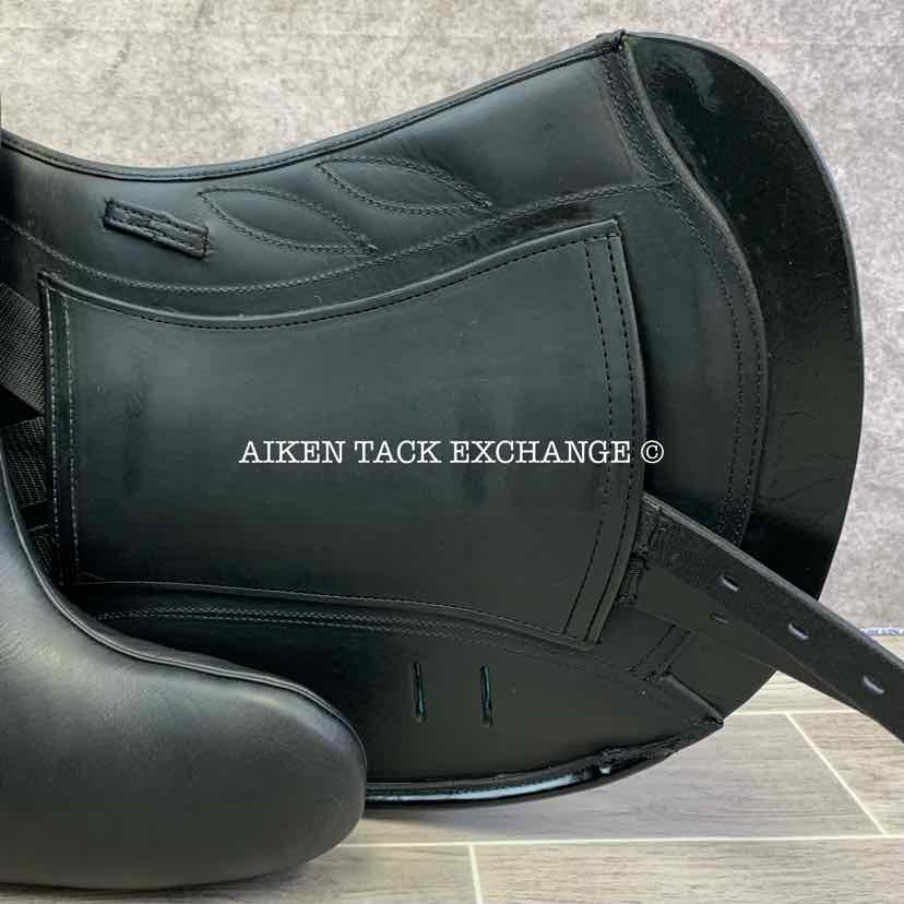 2022 JC Performance Line P2 Monoflap Dressage Saddle, 17.5" Seat, 34 Tree - MW