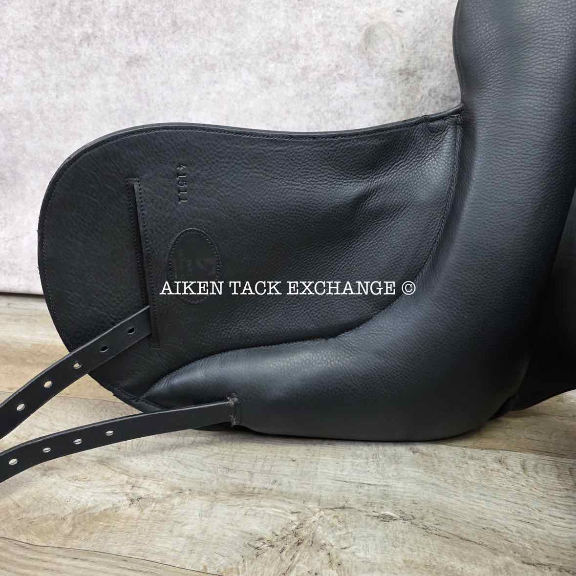 2023 Envy by Custom Saddlery Motion Monoflap Dressage Saddle, 17" Seat, Adjustable Tree, Wool Flocked Panels