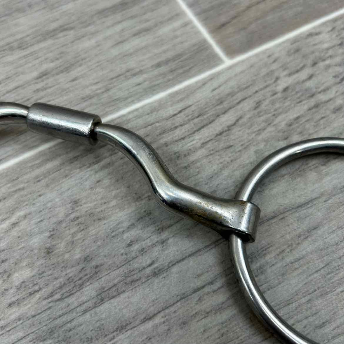 Myler Loose Ring with Wide Low Ported Barrel MB 33 WL 5.25"