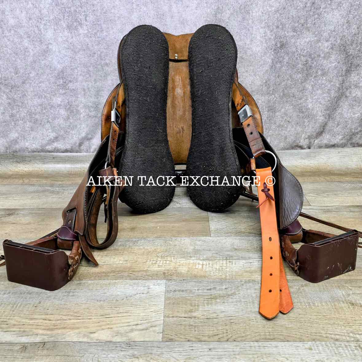 Timberline SIRA Endurance Saddle, 16" Seat, Auto-Adjusting Flex Panels