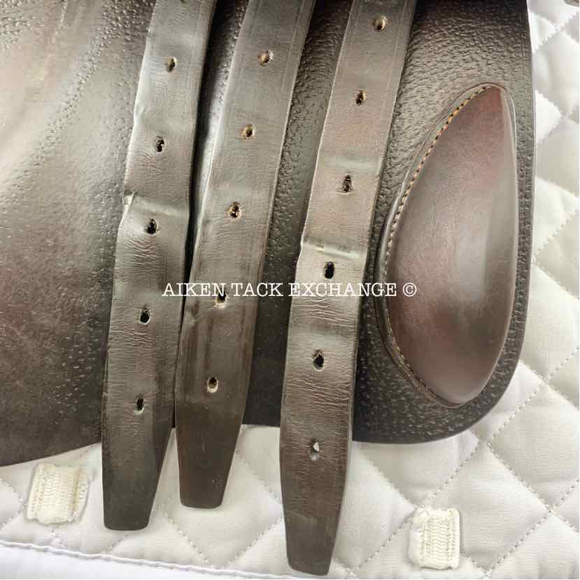 **SOLD** 2011 CWD SE02 Close Contact Jump Saddle, 17.5" Seat, 3C Flap, Medium Tree, Foam Panels