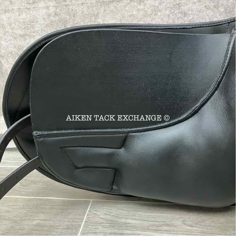 2024 Sella Soleil Passagio Dressage Saddle, 17" Seat, MW/W Tree, Wool Flocked Panels