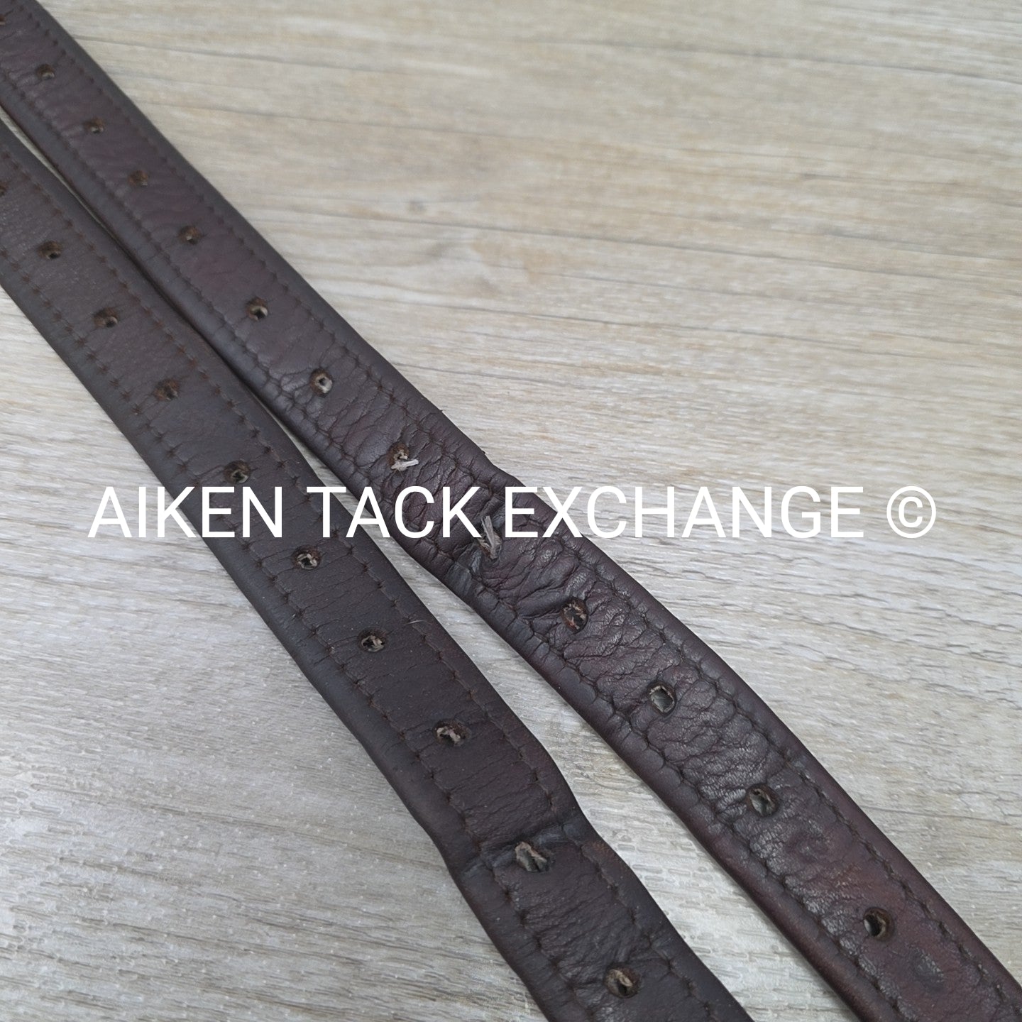 M. Toulouse Lined Stirrup Leathers, Brown, 54"