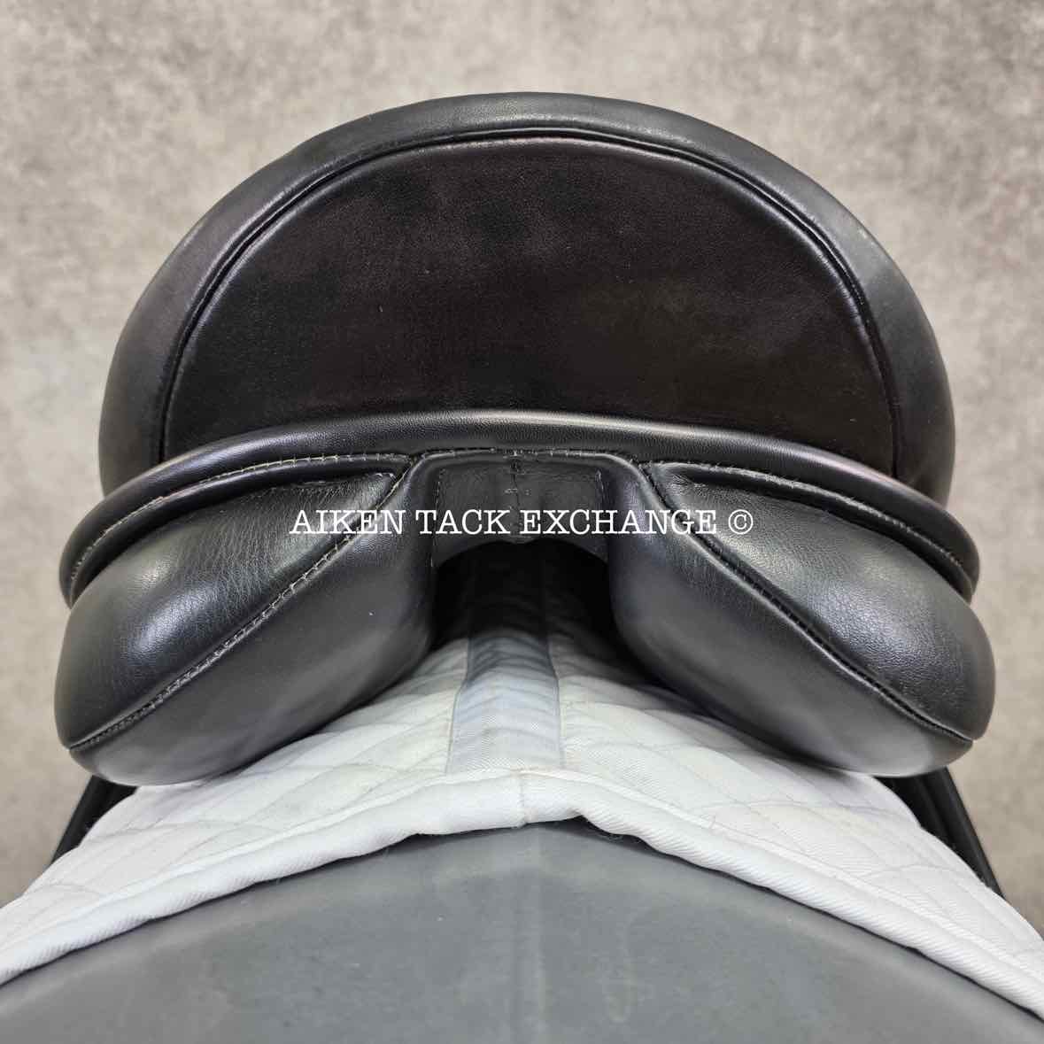 Cliff Barnsby Luxus Dressage Saddle, 17.5" Seat, Medium Tree, Wool Flocked Panels