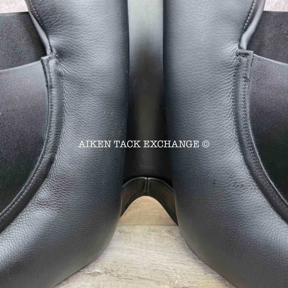 2021 Custom Saddlery Signature Wolfgang Solo Dressage Saddle, 17" Seat, Adjustable Tree, Wool Flocked Panels