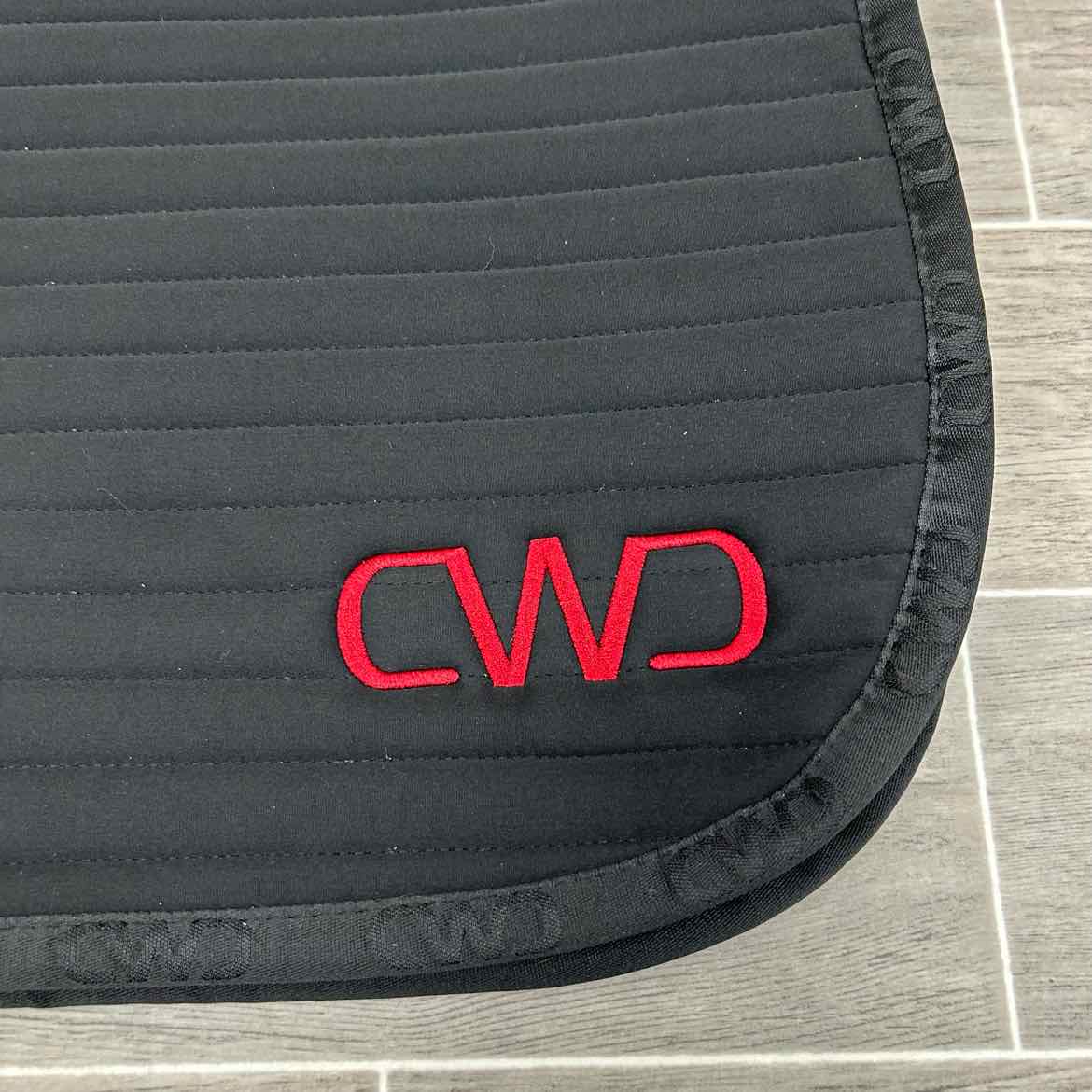 CWD Jumping Saddle Pad with Matching Ear Bonnet, Size Full