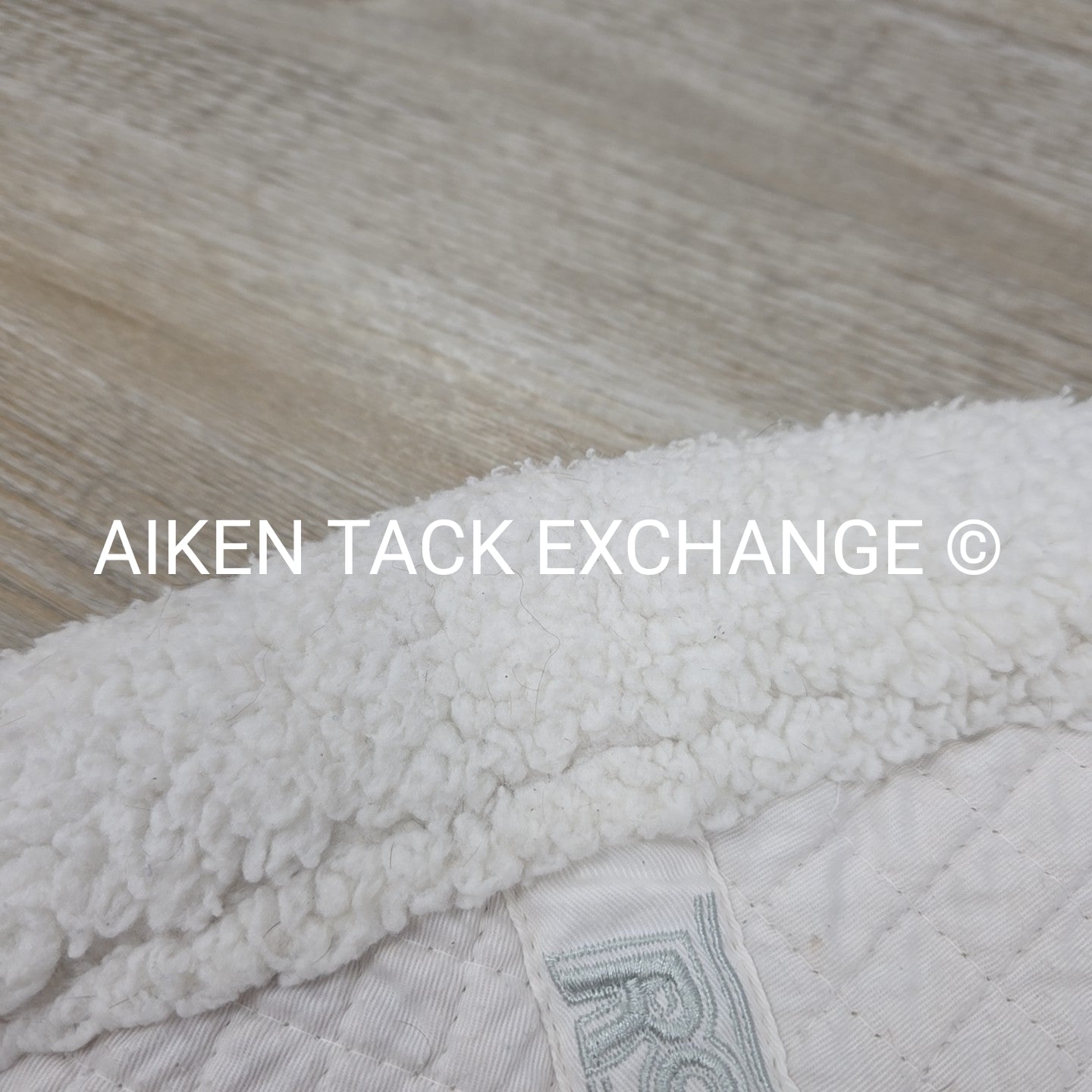 Roma Fleece Half Pad