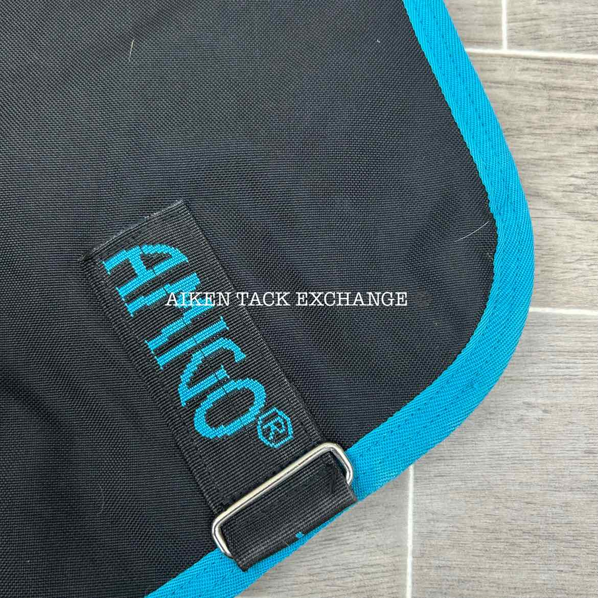 Amigo Bravo 12 Original Hood Neck Cover 150g, 81"