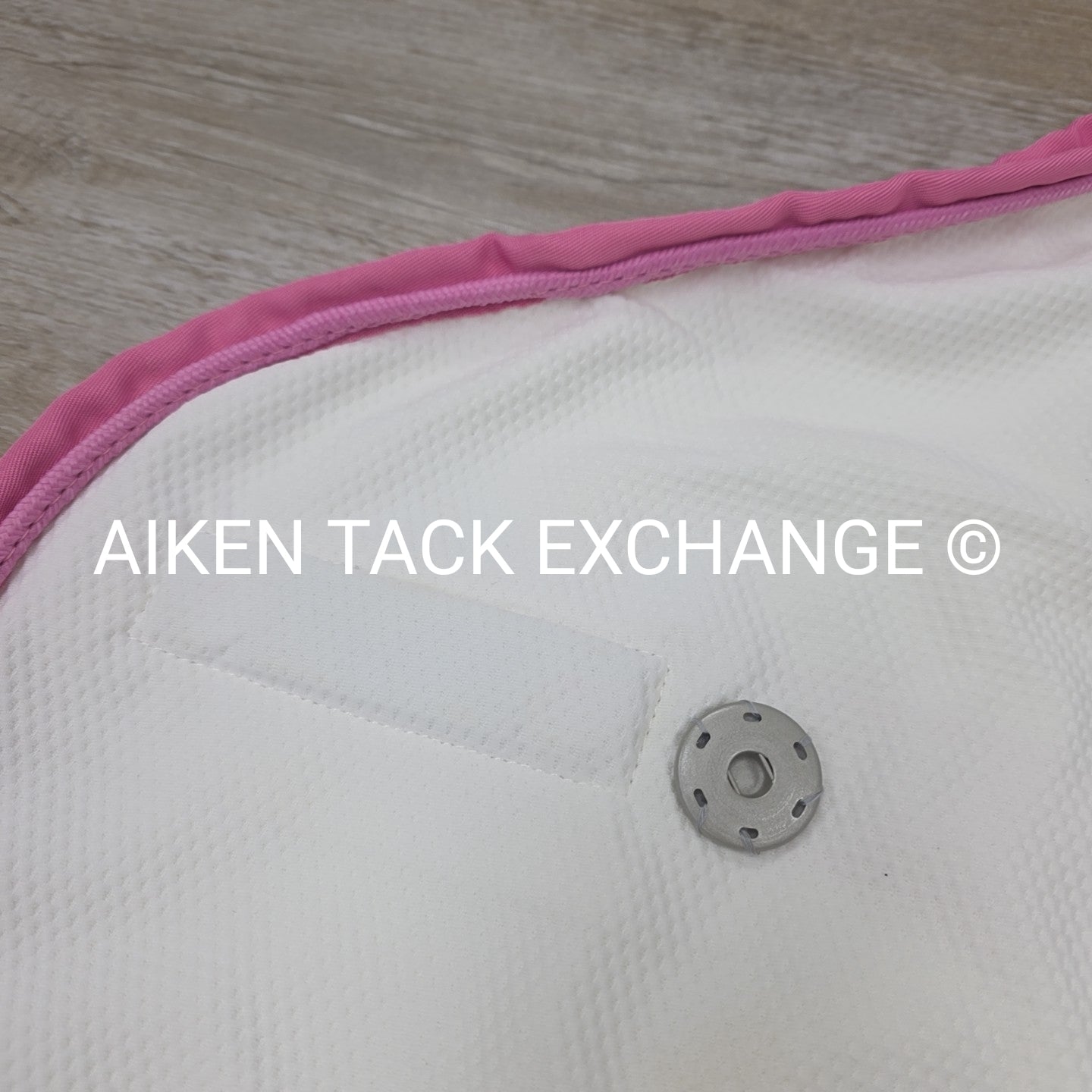 Fenwick Equestrian Pop Star Dress Sheet Sporty Cooler, 68"
