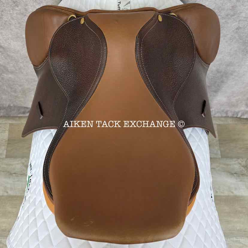 **SOLD** Collegiate Ruiz Diaz Close Contact Jump Saddle, 16.5" Seat, Medium Tree, Foam Panels