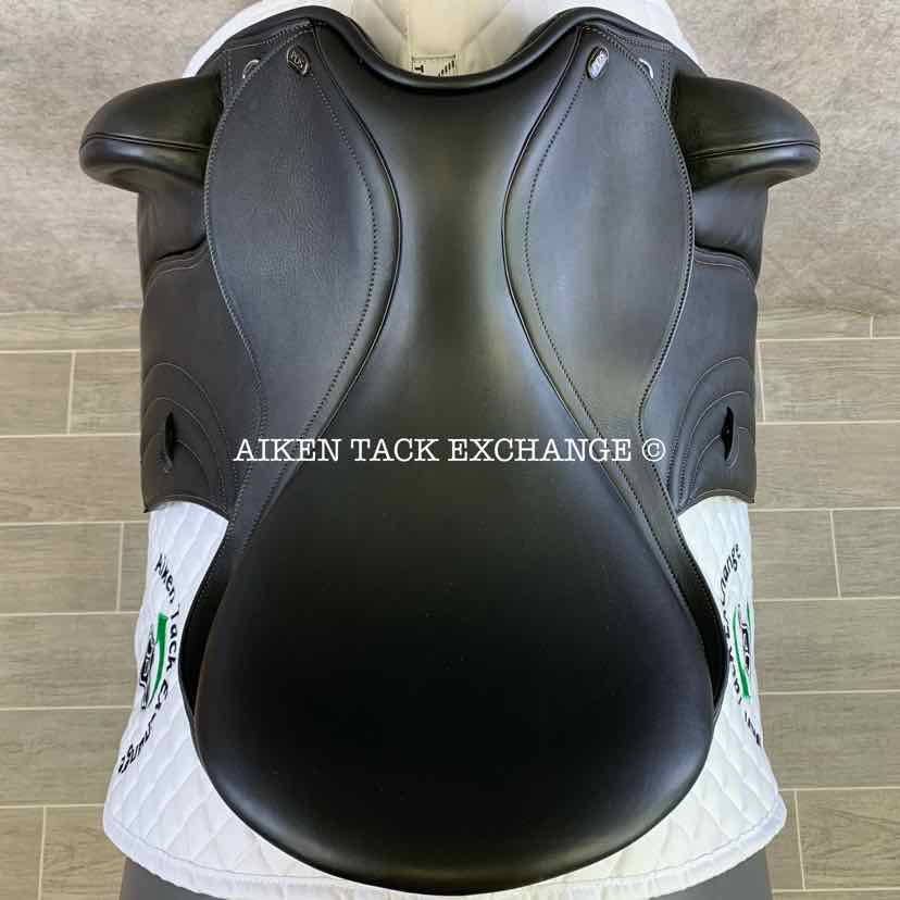 2020 PDS Carl Hester Delicato II Monoflap Dressage Saddle, 17" Seat, Adjustable Tree - Changeable Gullet, Wool Flocked Panels