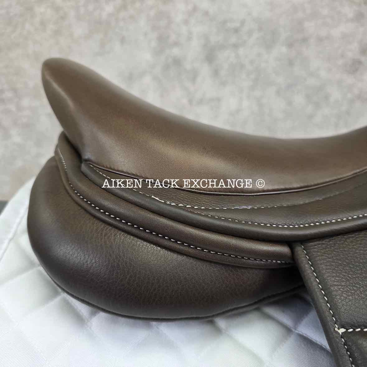 HDR - Henri de Rivel Synergy Close Contact Jump Saddle, 16.5" Seat, Adjustable Tree - Changeable Gullet, Wool Flocked Panels