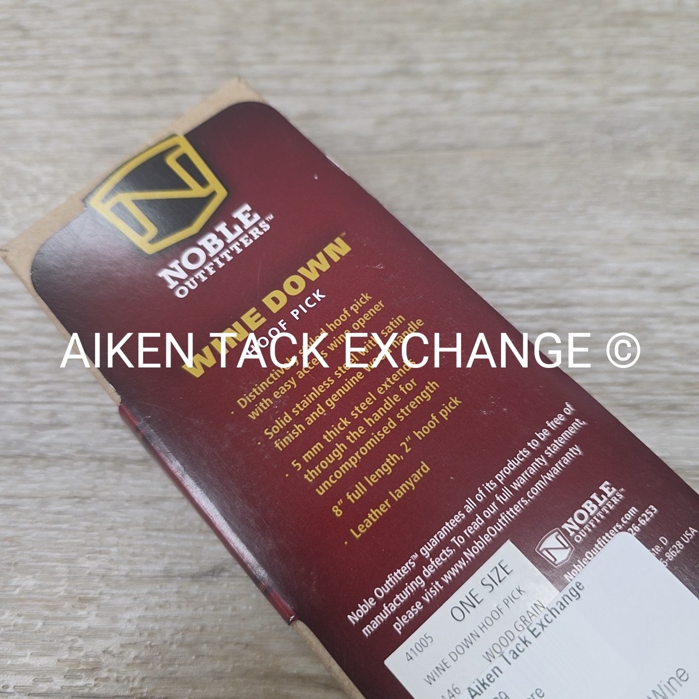 Noble Outfitters Wine Down Hoof Pick