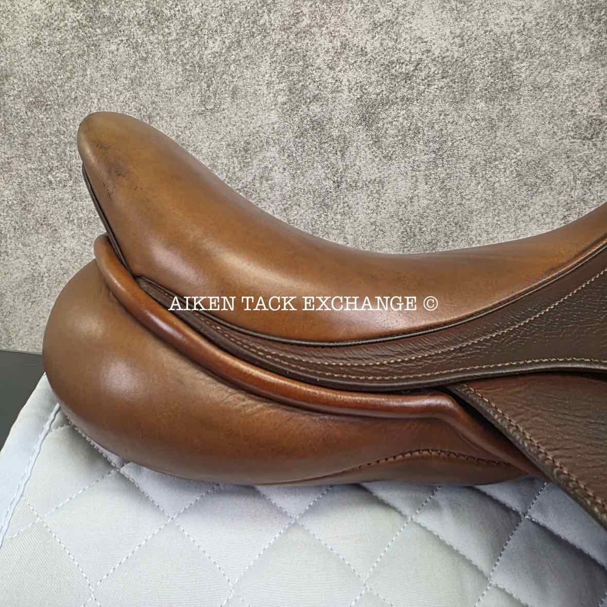 2013 Pessoa A/O AMS Close Contact Jump Saddle, 16" Seat, Adjustable Tree - XCH Changeable Gullet, Wool Flocked Panels