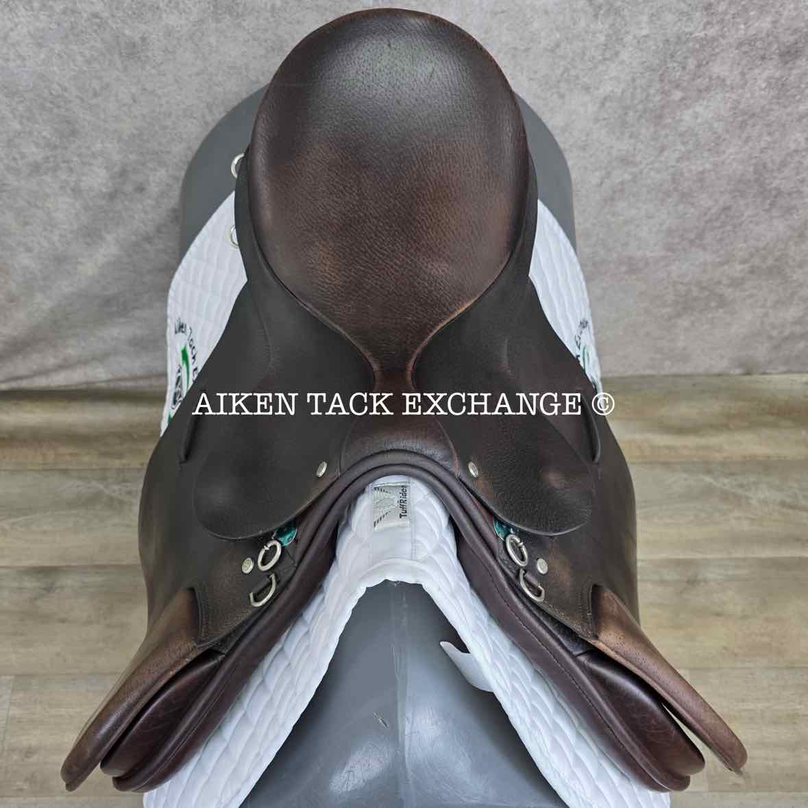 Ainsley Chester Jump Saddle, 17" Seat, Forward Flap, Medium Tree, Wool Flocked Panels