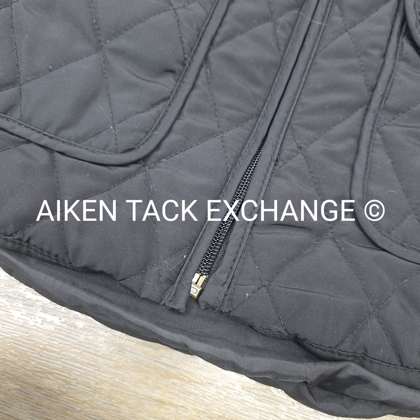 Craft & Borrow Quilted Vest, Size Medium