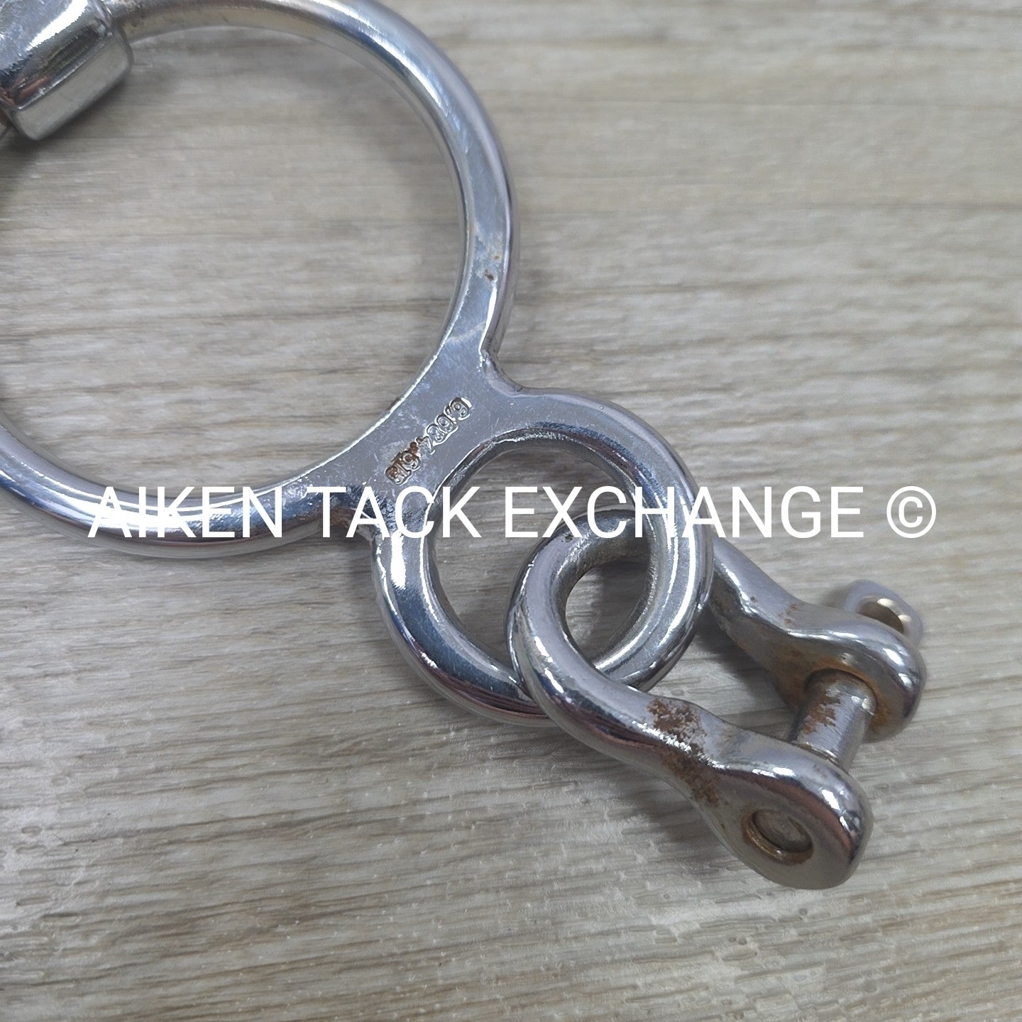 Blocker Tie Ring
