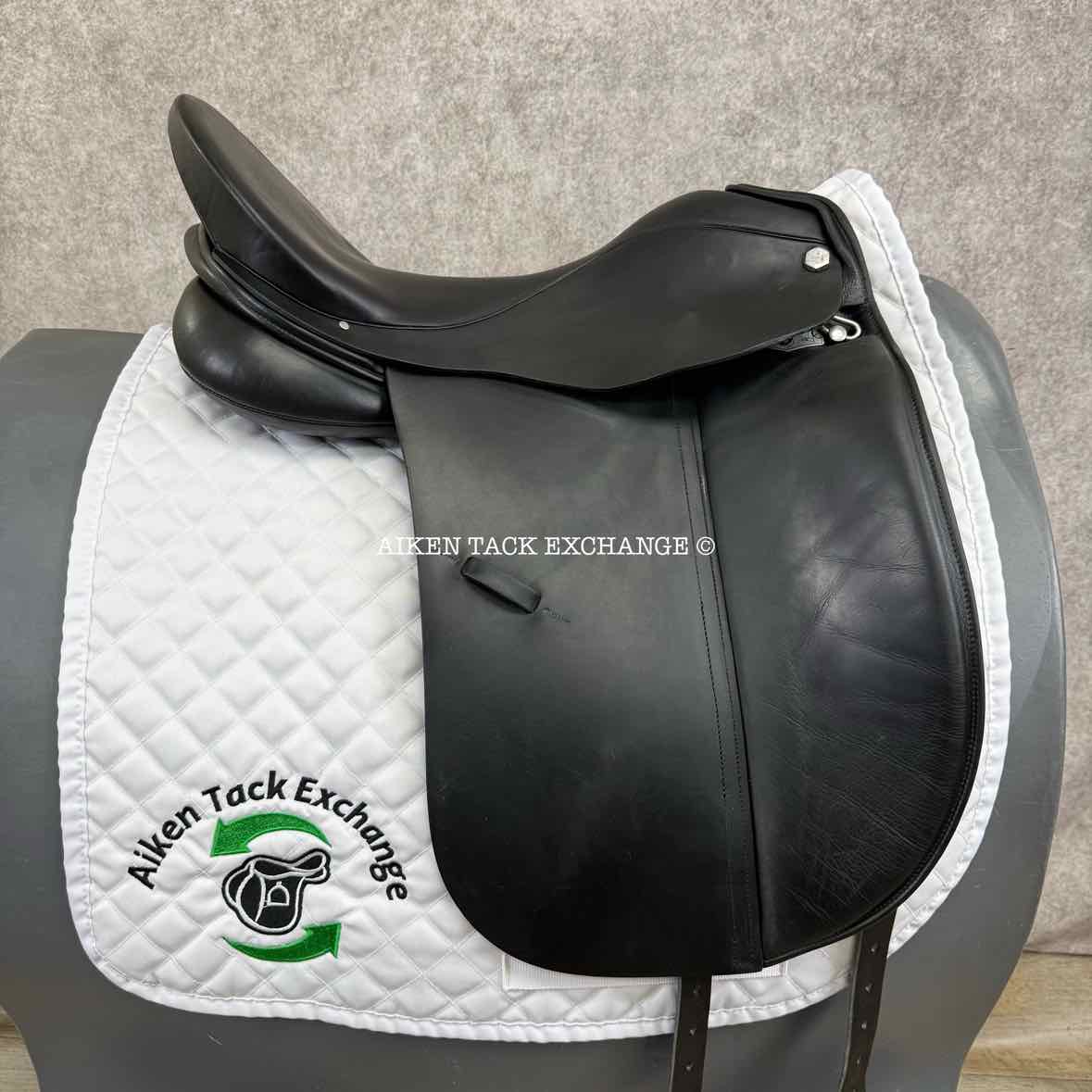Albion Platinum Genesis Dressage Saddle, 18" Seat, Medium Tree, Wool Flocked Panels
