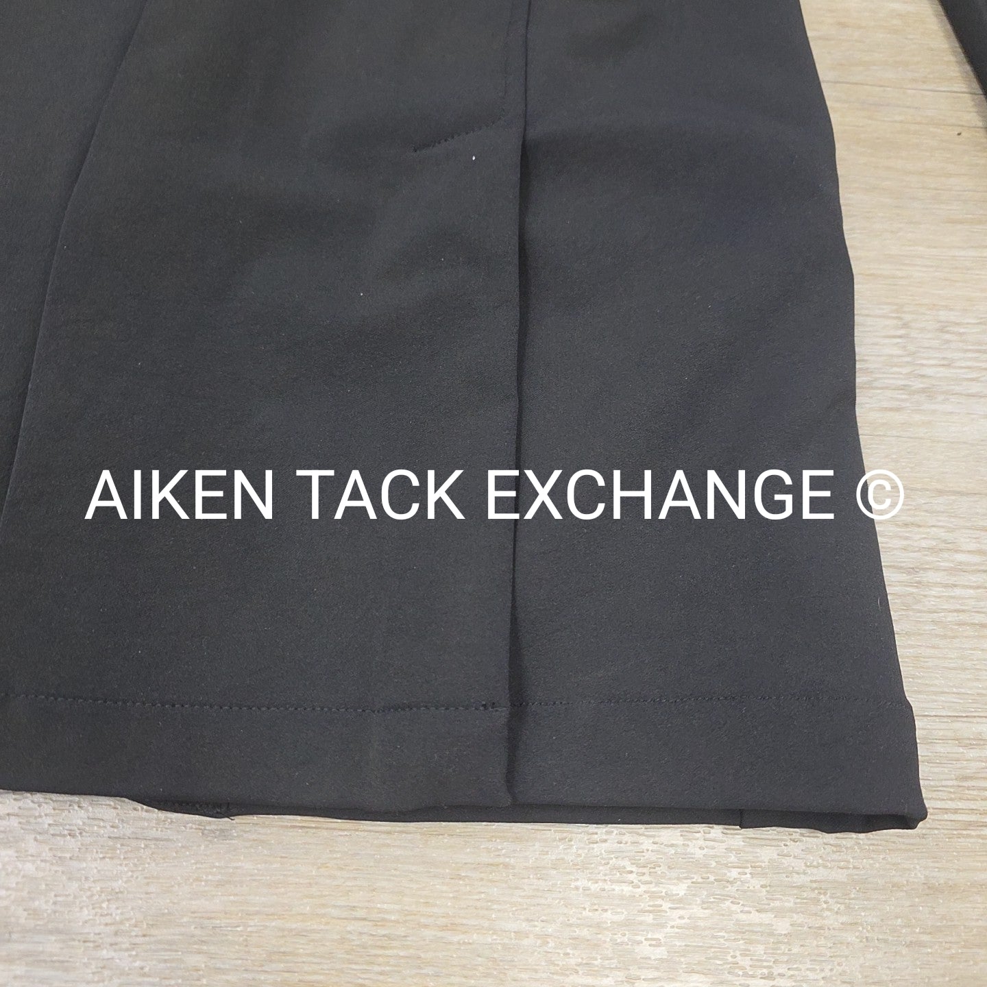 TuffRider Raleigh Show Coat, Size Medium