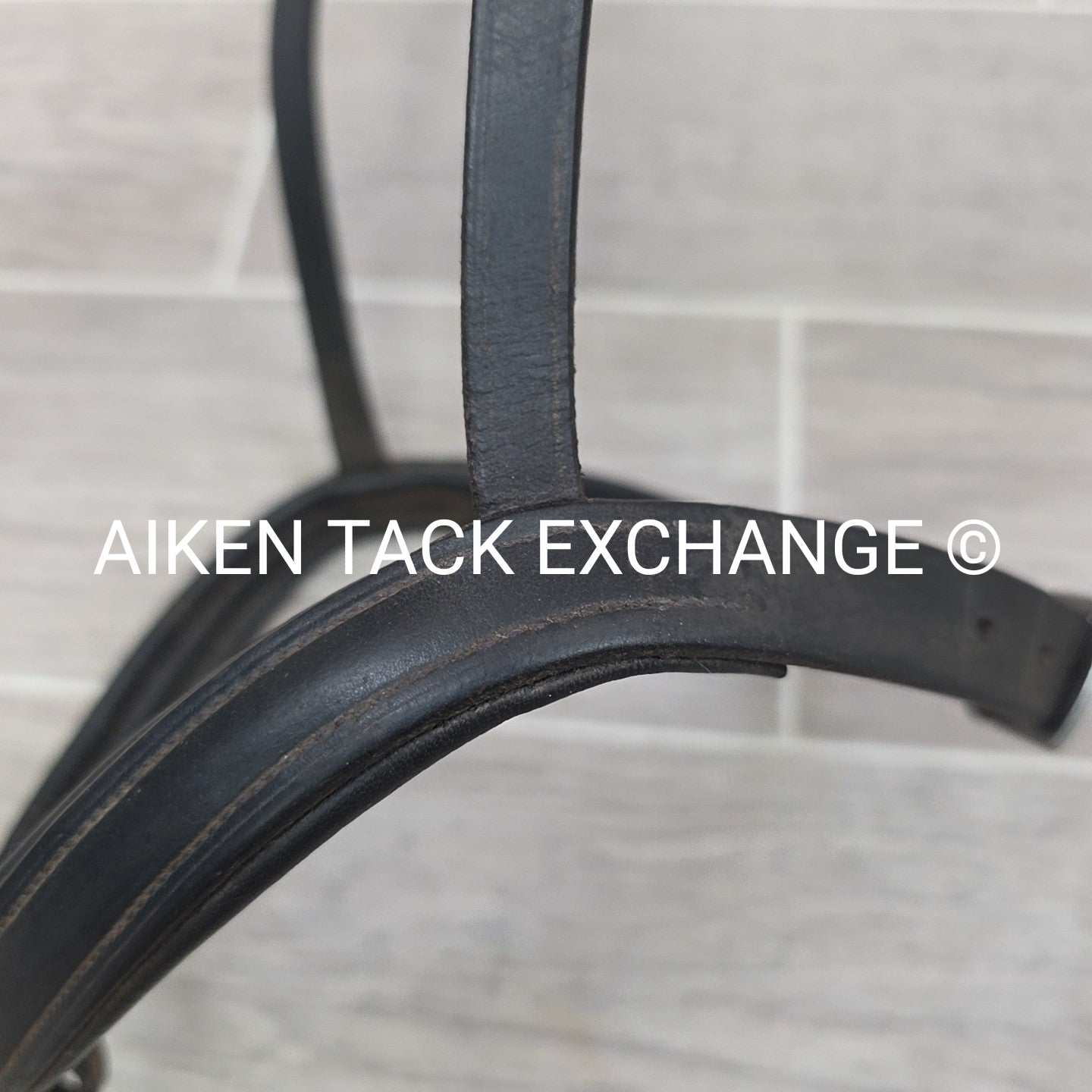 Plain Raised Noseband, Missing Flash Strap, Black, Size Full