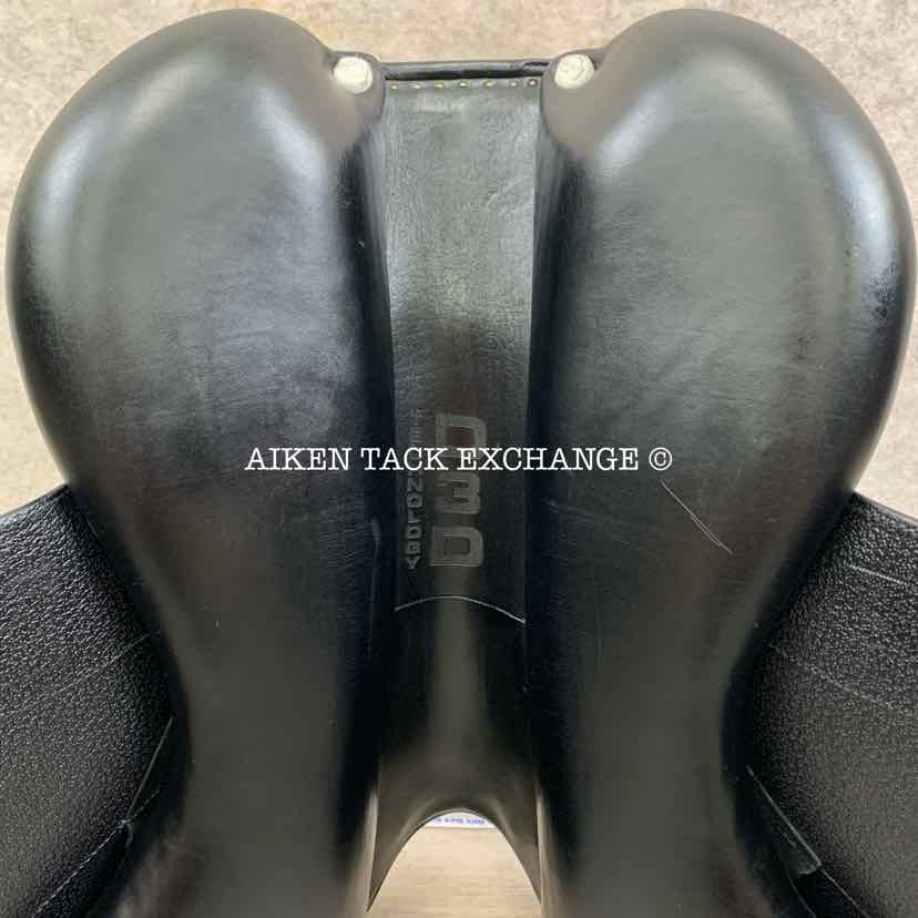 **SOLD** 2014 Devoucoux Mendia Makila Lab Monoflap Dressage Saddle, 18" Seat, 3 Flap, Medium Wide Tree, Foam D3D Panels