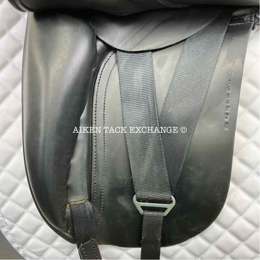 Windsor Elite Dressage Saddle, 17" Seat, Medium Tree, Wool Flocked Panels