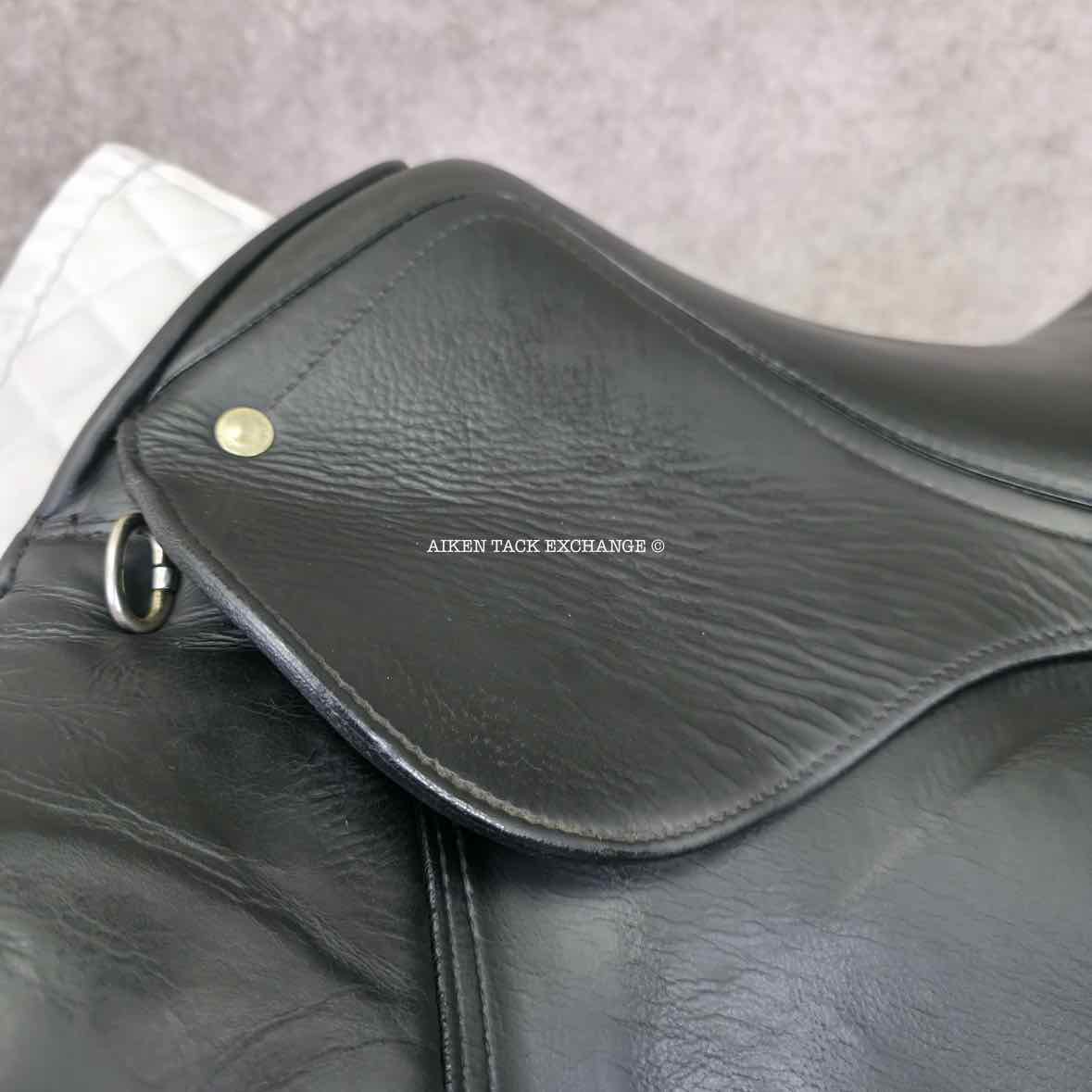 **On Trial** 2013 Schleese Obrigado Dressage Saddle, 17.5" Seat, Adjustable AdapTree, Wool Flocked Panels