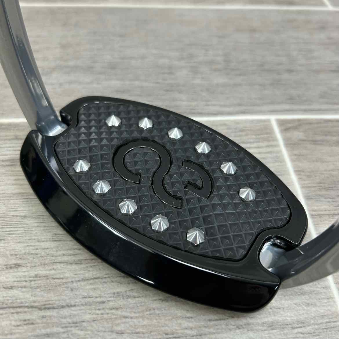 American Equus E'Lan Stirrups, 4.75