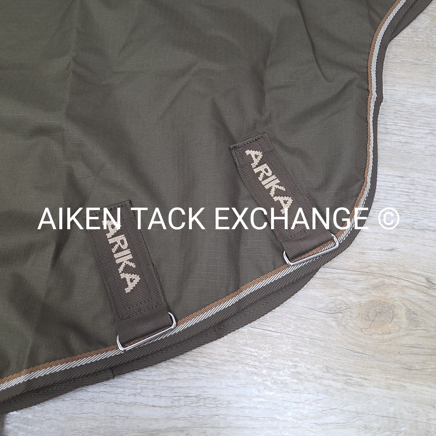 LeMieux Arika Ripstop 0g Turnout Rug w/ Neck Cover, Size 75"