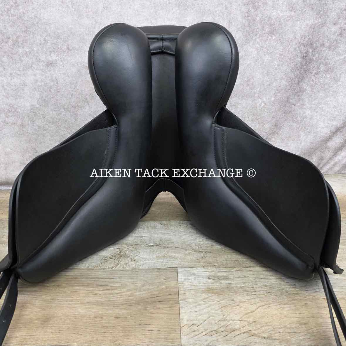 **SOLD** Dresch Phoenix Dressage Saddle, 18" Seat, Short Flap, Wide Tree, Wool Flocked Panels