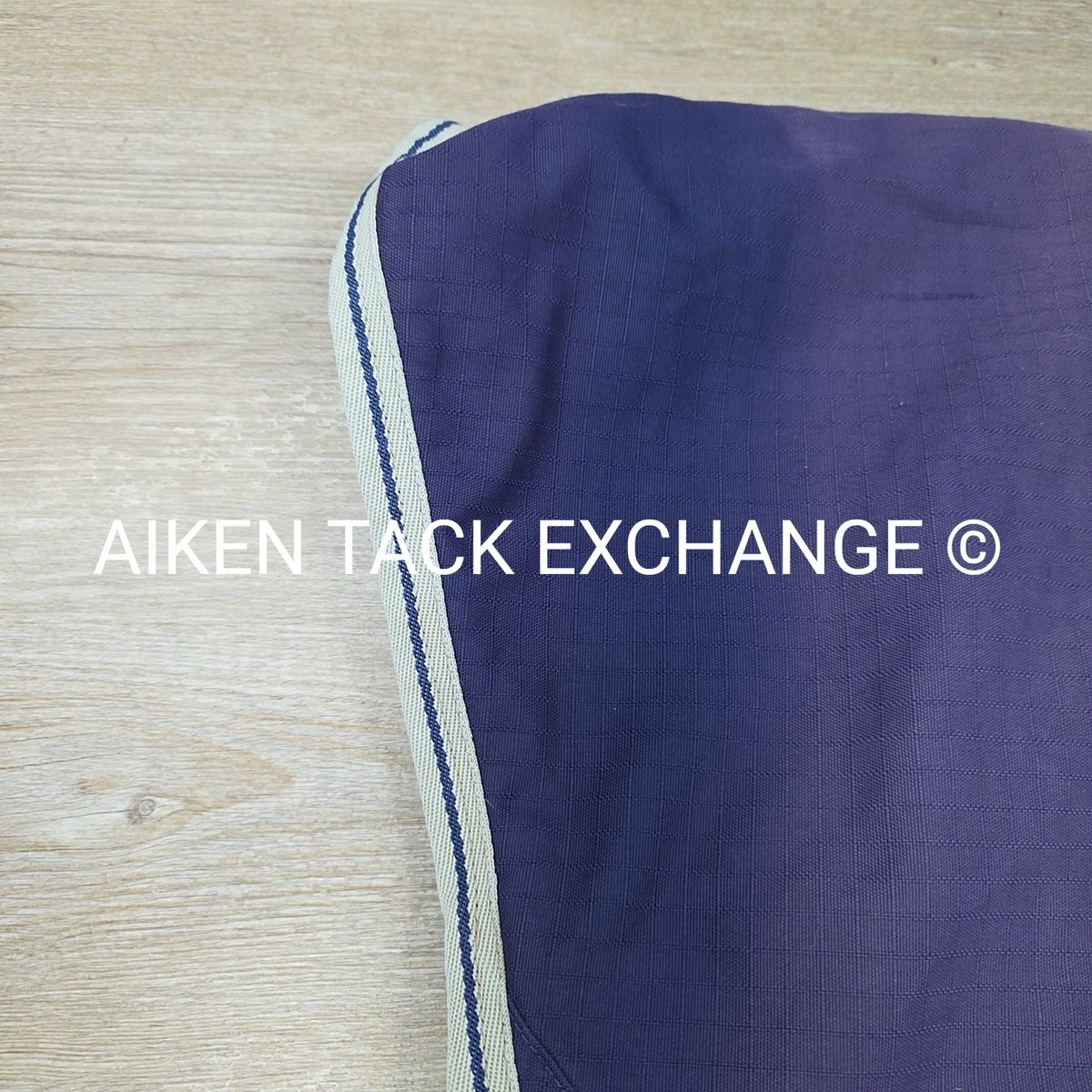 Weatherbeeta Landa High Neck Medium Weight Turnout Blanket, Size 81"