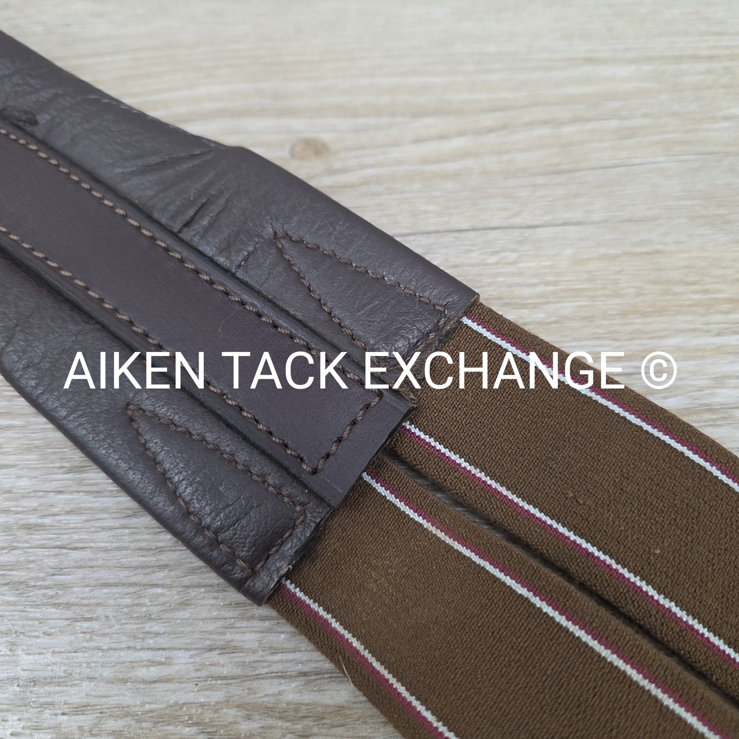 English Girth with Single End Elastic, Brown, 40"