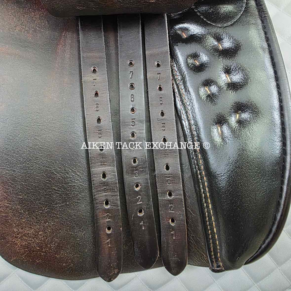 **SOLD** Stubben Romanus Extra CL Dressage Saddle, 18" Seat, 32cm Tree - Wide, Wool Flocked Panels