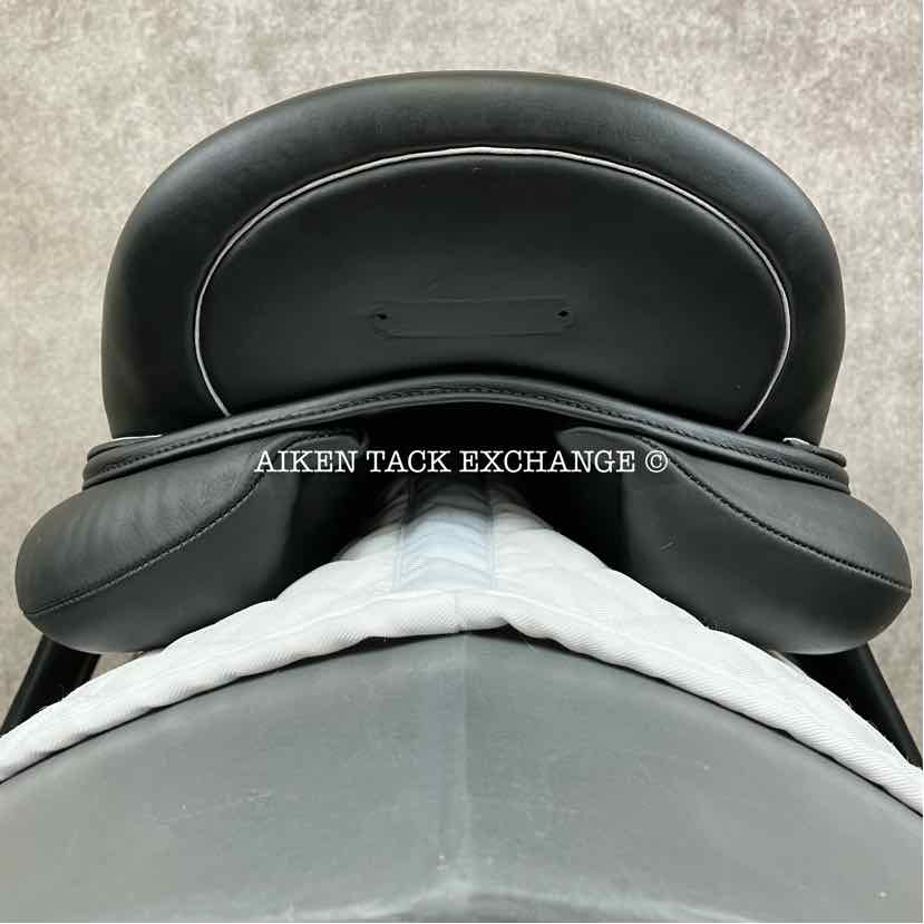 2016 Devoucoux Makila S Monoflap Dressage Saddle, 17.5" Seat, 3A Flap, Medium Wide Tree, D3D Panels, Full Buffalo Leather