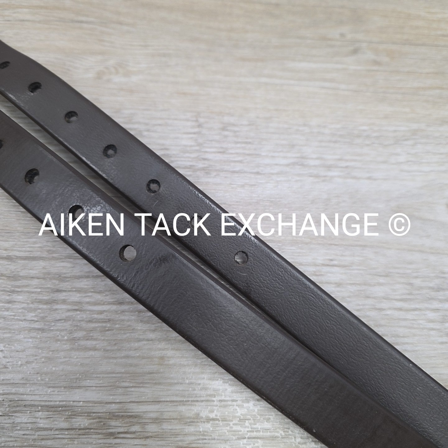 Wintec Synthetic Stirrup Leathers, Brown 54"