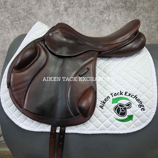 **SOLD** 2021 County Solution Monoflap Jump Saddle, 17.5" Seat, Medium Narrow Tree, Wool Flocked Panels