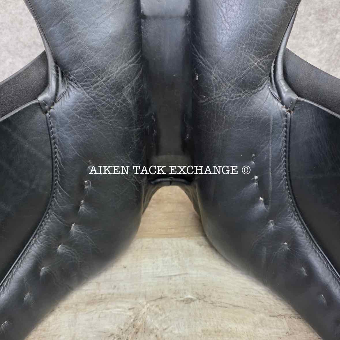 2005 Passier Grand Gilbert Dressage Saddle, 17" Seat, Medium Wide Tree, Wool Flocked Panels