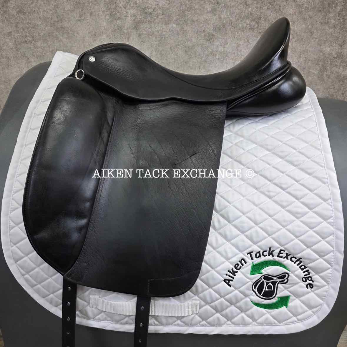 2004 Custom Saddlery Advantage Dressage Saddle, 17.5" Seat, Adjustable Tree, Wool Flocked Panels