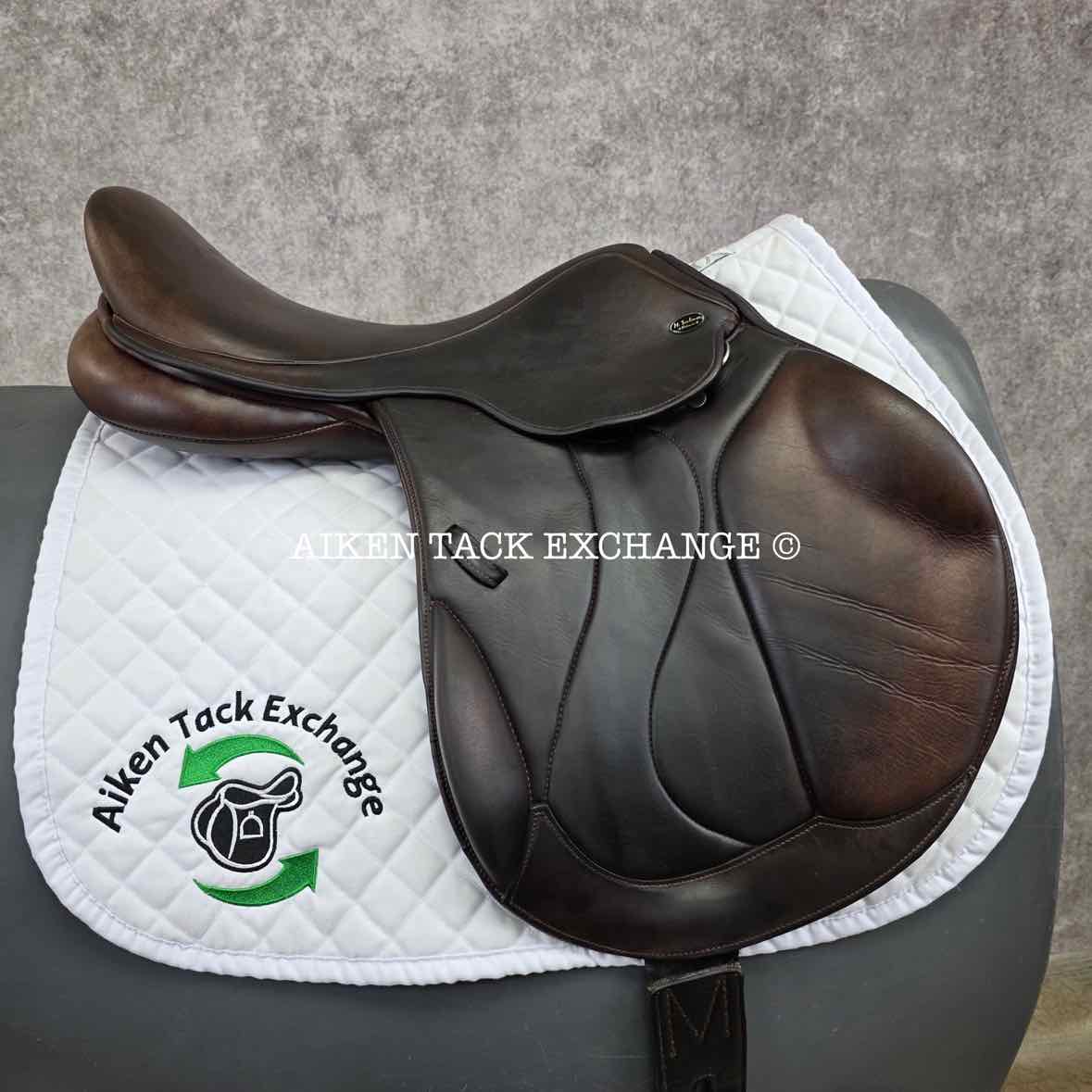 2012 Marcel Toulouse Marielle Monoflap Jump Saddle, 17.5" Seat, Genesis Adjustable Tree, Wool Flocked Panels