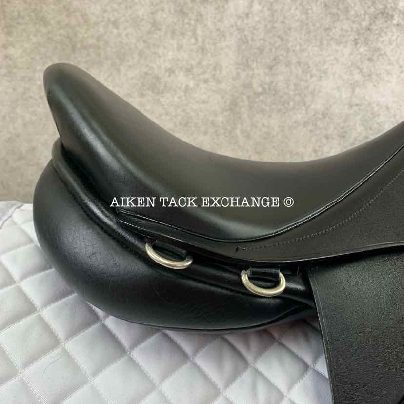 Mystic by Smith-Worthington Dressage Saddle, 17.5" Seat, Medium Tree, Wool Flocked Panels