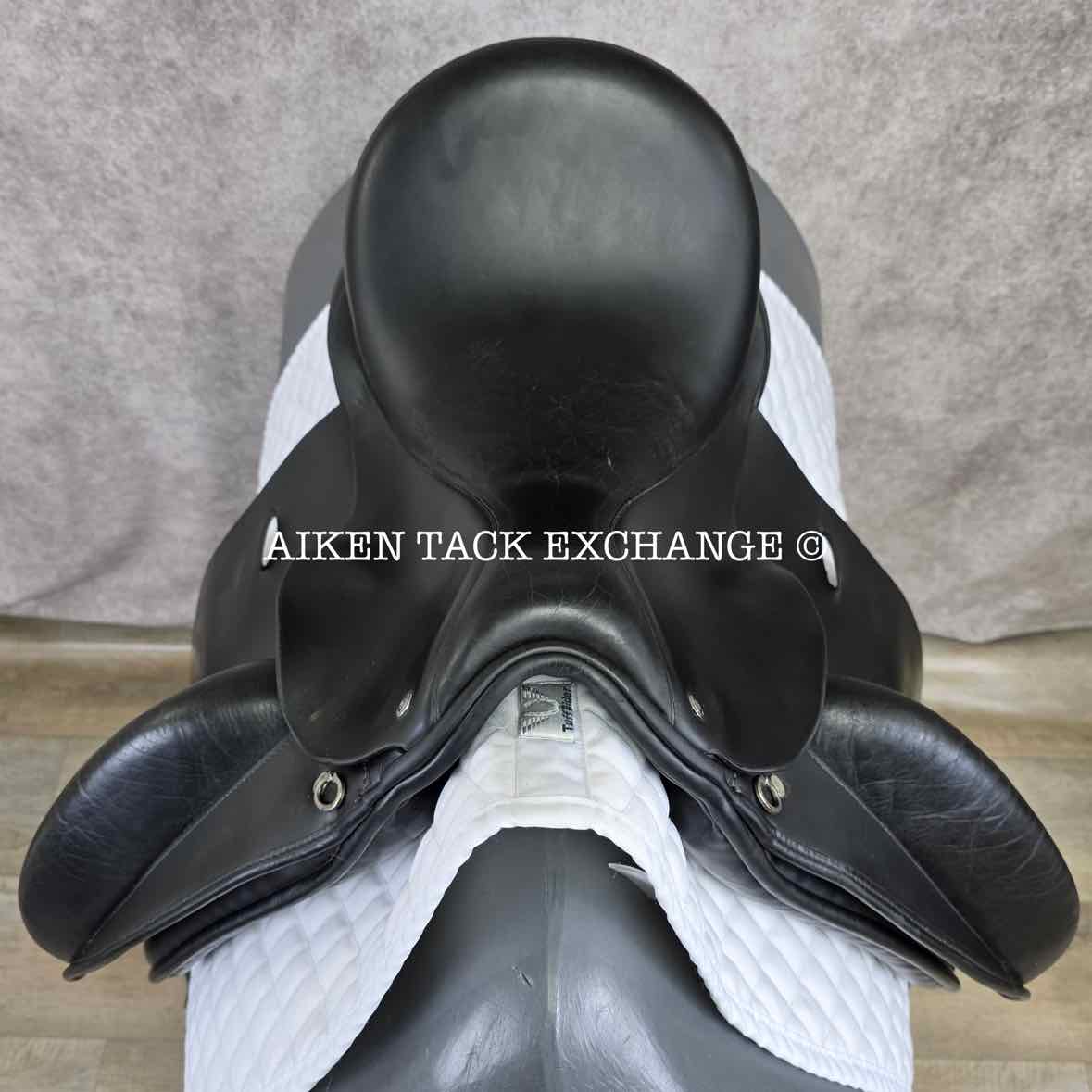 2009 Custom Saddlery Signature Wolfgang Solo Dressage Saddle, 17" Seat, Adjustable Tree, Wool Flocked Panels