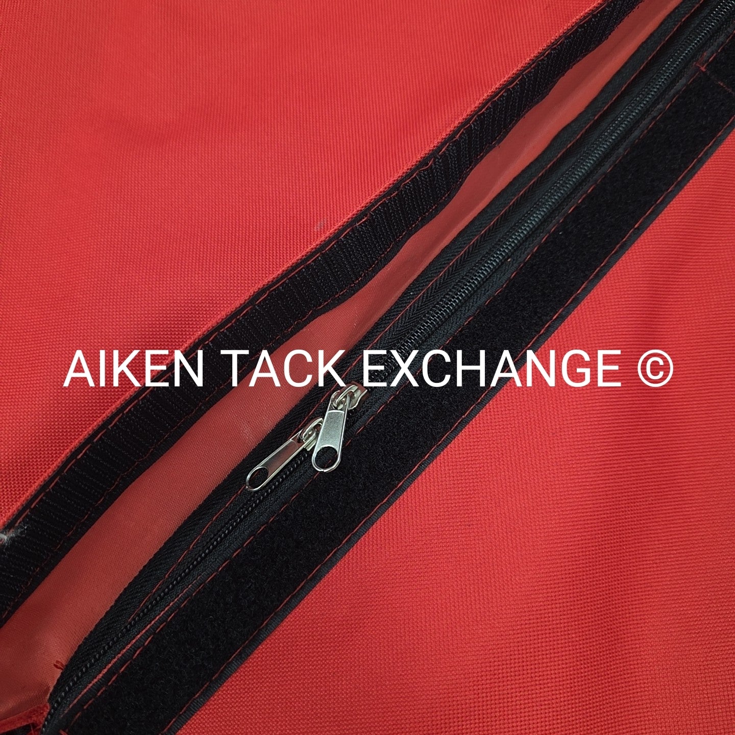 Schneiders 3 Hook Portable Tack Rack