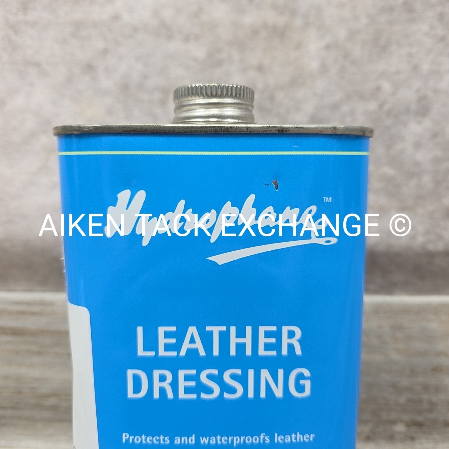Hydrophane Leather Dressing, 500 mL (opened)