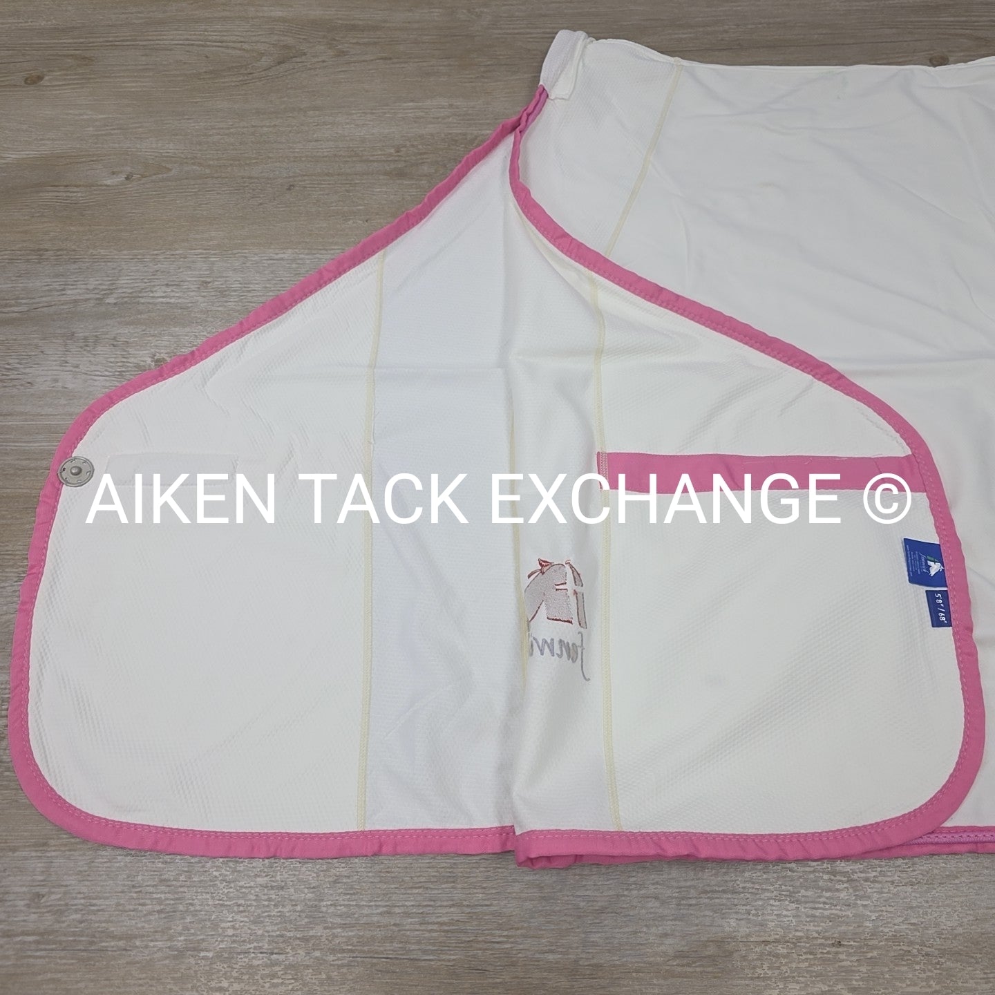 Fenwick Equestrian Pop Star Dress Sheet Sporty Cooler, 68"